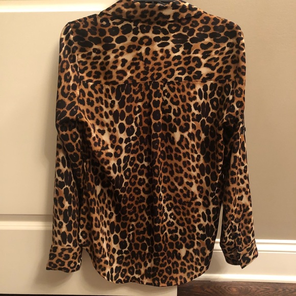 Leopard print roll tab long sleeve Portofino top - Picture 4 of 4
